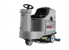 駕駛式洗地機如何使用？